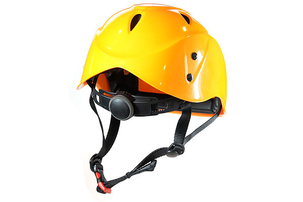 Climbing helmet with twist lock