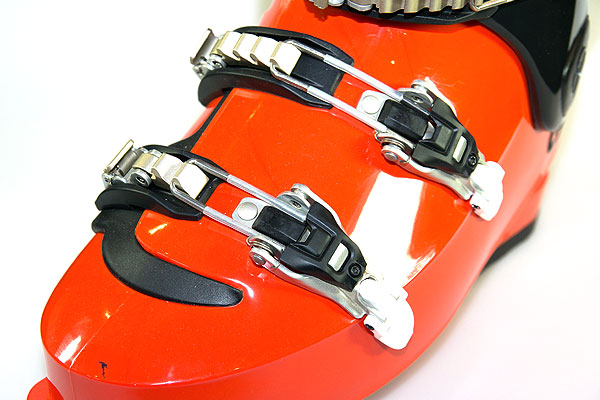 Metal ski boot buckle with fine adjustment